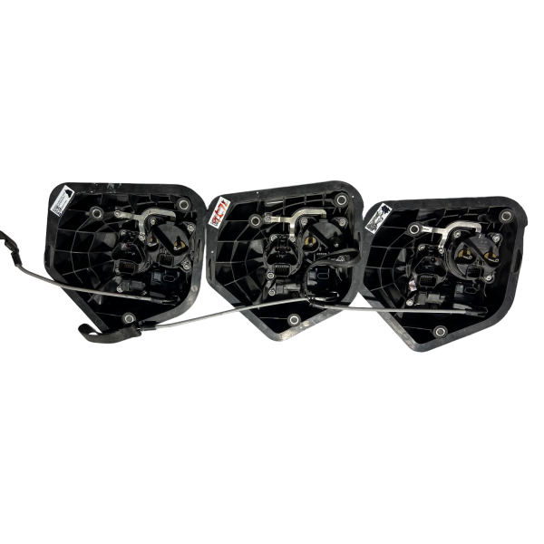 modelY 充电口底座(拆车) - Image 6 modelY 充电口底座(拆车) - Image 6