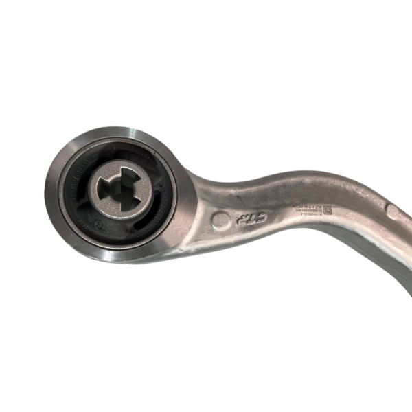 Model 3/Y摆臂 前下弯臂RH(CTR) - Image 4 Model 3/Y摆臂 前下弯臂RH(CTR) - Image 4